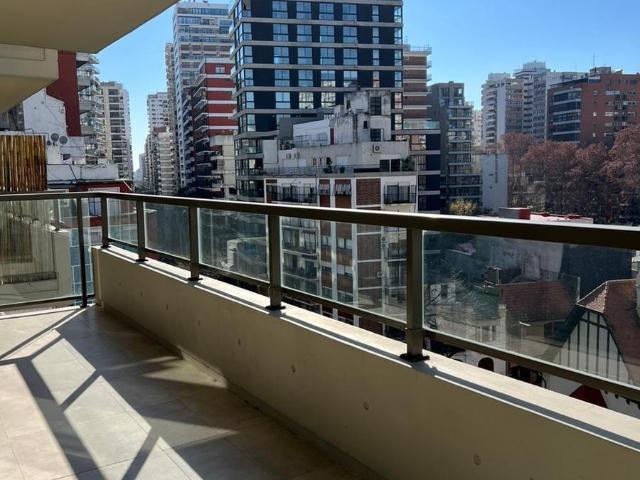 Arcos al 1400, Argentina