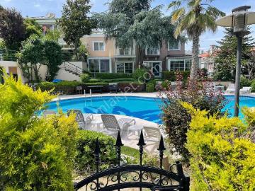 Ardıçlı Evler Sitesi Full Yapılı Köşe Villa