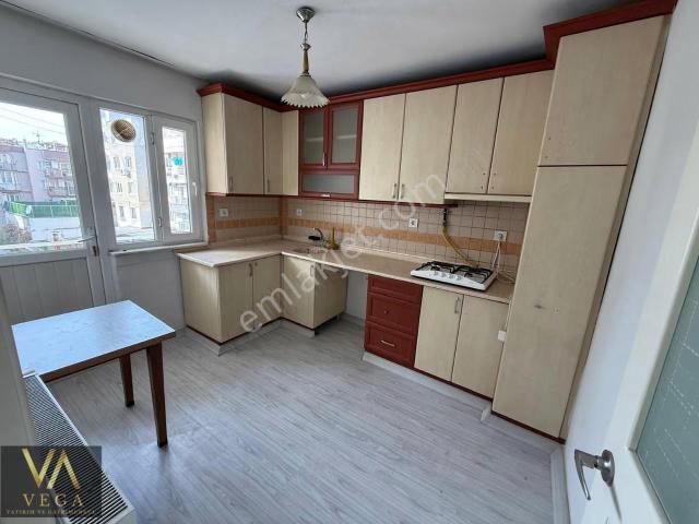 Arda Mah 3+1 Kiralık Arakat Önü Açık