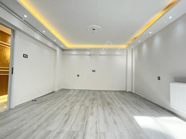 Arda Mahallesinde 3+1 Lüks Ara Kat Daire Fırsatı
