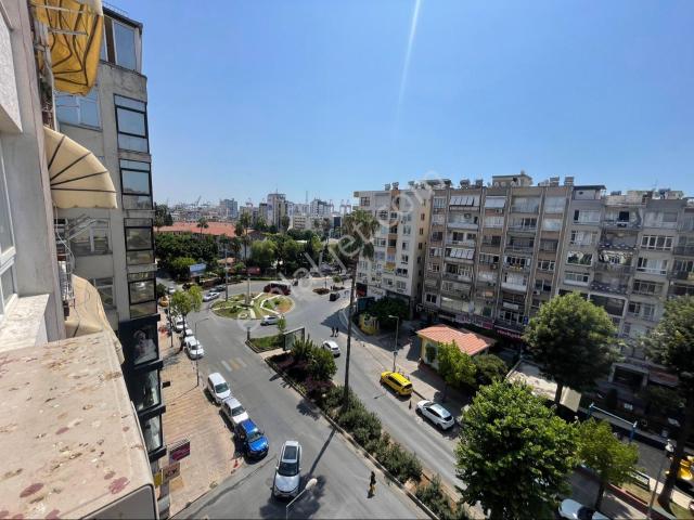 Arda’dan Mersin Akdeniz Bahçe Mah Özgür Çocuk Parkı Karşısı 3+1