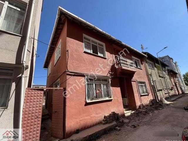Arda Emlak Ofisinden Kaleiçi Mevkiinde Eşyalı Daire