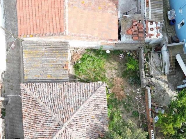 Çardak Merkezde Müstakil Ev Ve Arsa Birlikte Satılık