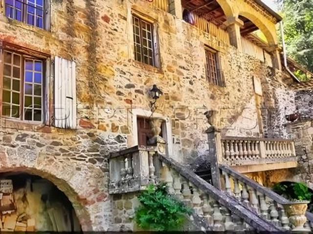 ARDECHE Domaine Réceptions Mariages 5.3 HA Rivière