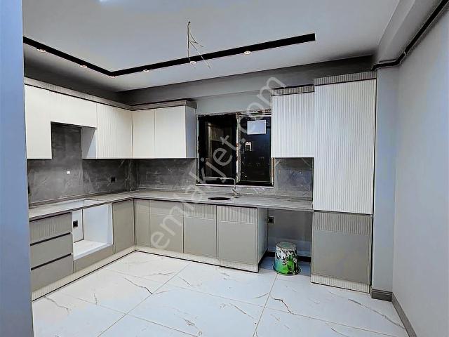 Arden Gyo'dan Satılık Ultra Lüks Site İçi 3+1 Daire!