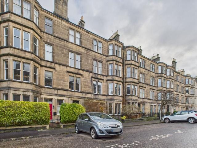 Arden Street, Marchmont, Edinburgh EH9, 3 bed flat to rent, £2,350 pcm | PrimeLocation