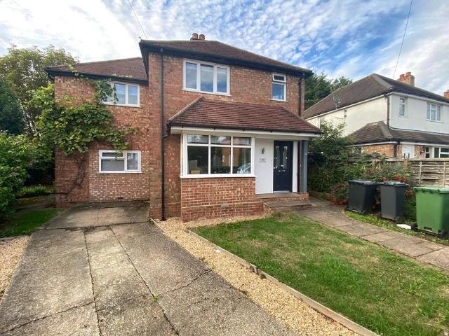 Ardmore Avenue, Guildford, Surrey, GU2 1 bed house to rent £795 pcm £183 pw