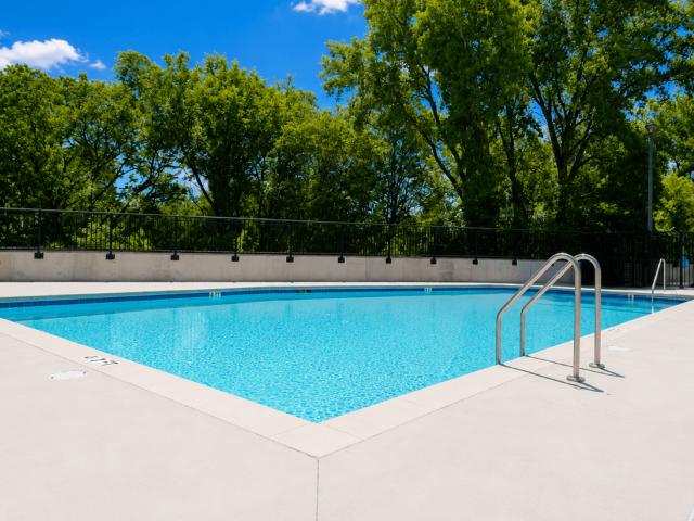 Ardor on the Bluffs South Loop Residences 1 Bedroom Apartment for Rent at 3701 American Blvd E, Bloomington, MN 55425 South Loop