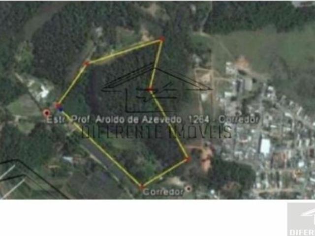 ARE96 Área de 85.900m?2 pouco aclive, passa navalha