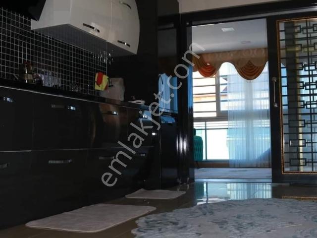 Arevtürk'den Adliye'ye Yakın Satılık 300 M2 7+2 Dubleks Daire