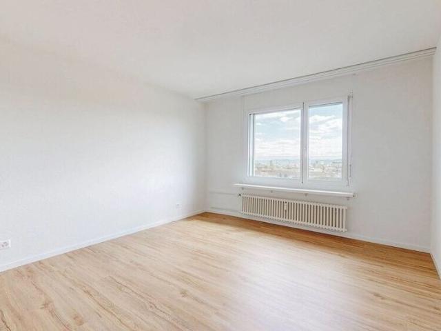 Are you looking for a modern home in a central location?
