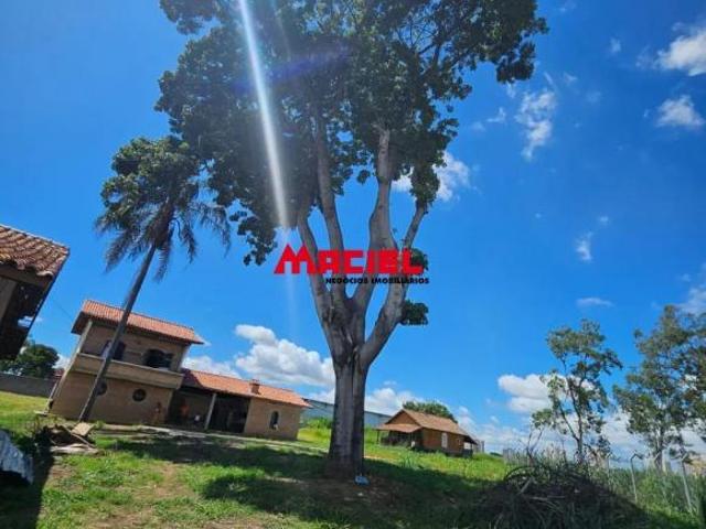 ÁREA MISTA TERRENO 6558 VILA SÃO BENTO FRENTE RODOVIA TAMOIOS