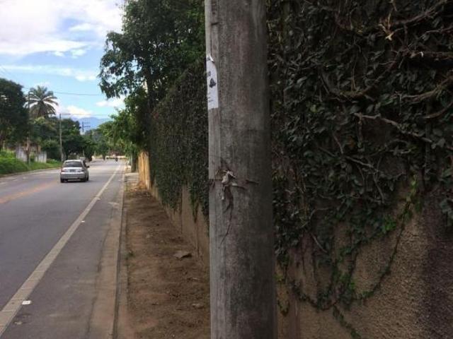 Área na Estrada Velha de Tremembé !