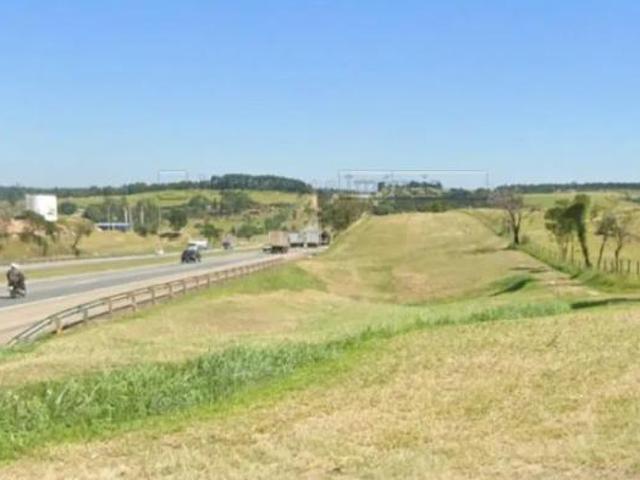 Área na Rodovia Castelo Branco