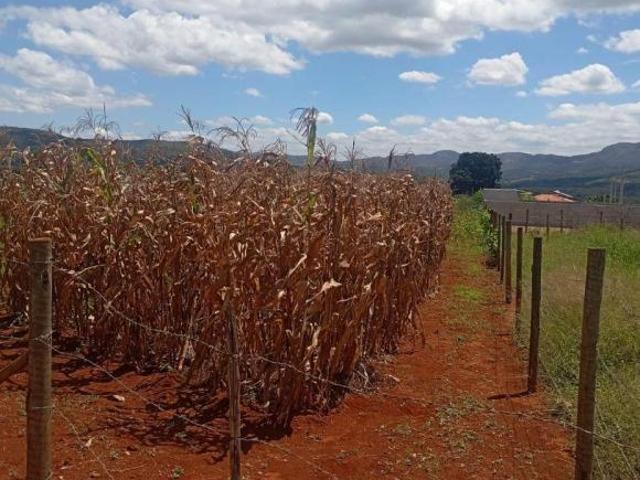 Área à venda, 340 m² por R$ 70.000 Souza Rio Manso/MG