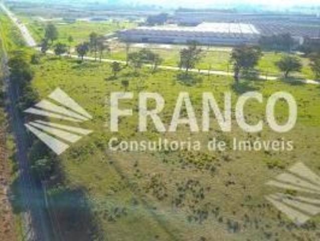 Área à venda, 97344 m² Piracangaguá Taubaté/SP