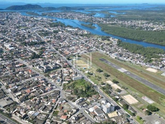 Área à venda Av. Bento Munhoz da Rocha Neto, 1.629m² por R$ 2.900.000 Aeroporto Paranaguá/PR