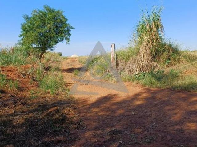 Área à venda em Paulínia, Bonfim, com 94394 m²