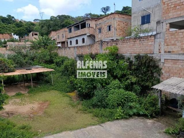Área à venda no Bairro TROPICAL