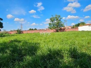 Área à venda no bairro Vila Fátima em Piracicaba