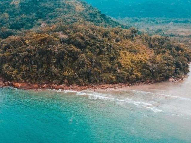 Área à venda na Praia da Justa em Ubatuba