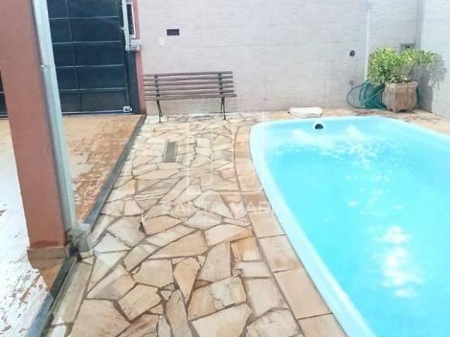 Área Área 2 dormitórios, cozinha planejada