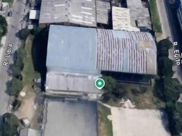 Área com barracão em Pinhais