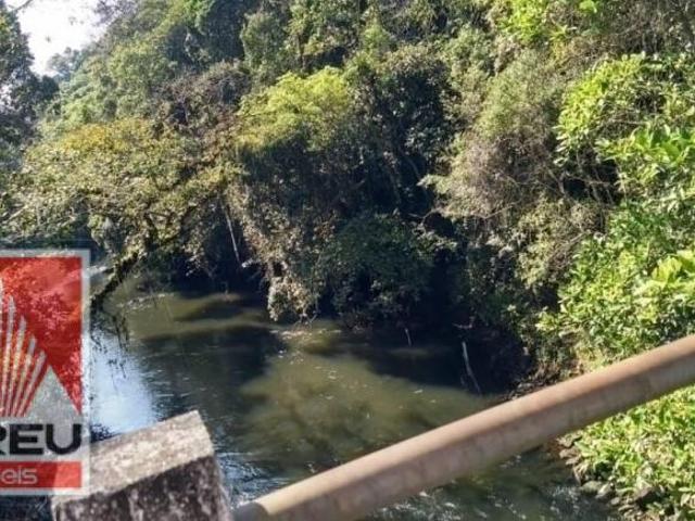 ÁREA DE RESERVA E COMPENSAÇÃO COM RIO EM JUQUITIBA