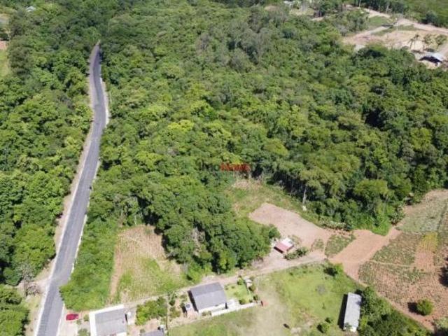 Área de terra com mais de 7,3 hectares em Igrejinha