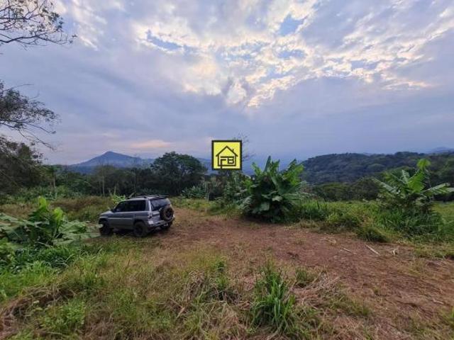 Área de terras com ótima localização em Igrejinha/RS, Linha Utz, ideal para residir devido a proximi