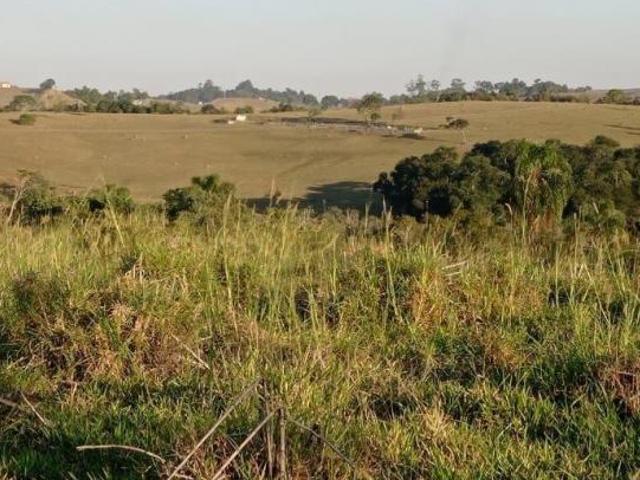 Área de 30.000m² Bairro Santana ao lado Rod. Dom Pedro a 8 minutos da Rod. Presidente Dutra SJC