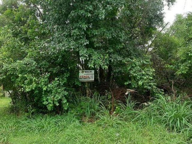 Area em Porto Alegre, no bairro Vila Nova, à venda