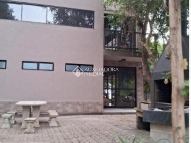 Área para eventos de 9.880 m2 com 2 casas