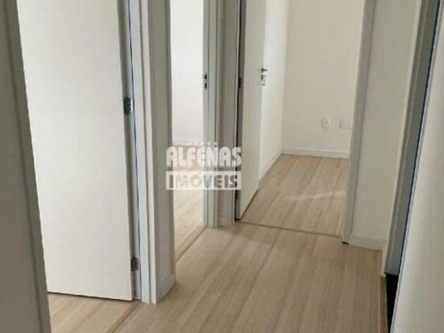 Área privativa à venda 3 quartos no Bairro COLONIAL