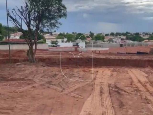 Área pronta para construção de condomínio residencial de casas no bairro Vila.