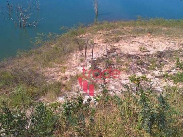 Área Rural à Venda com 60.000 m² nas margens da represa de Furnas no Distrito de Araúna Município
