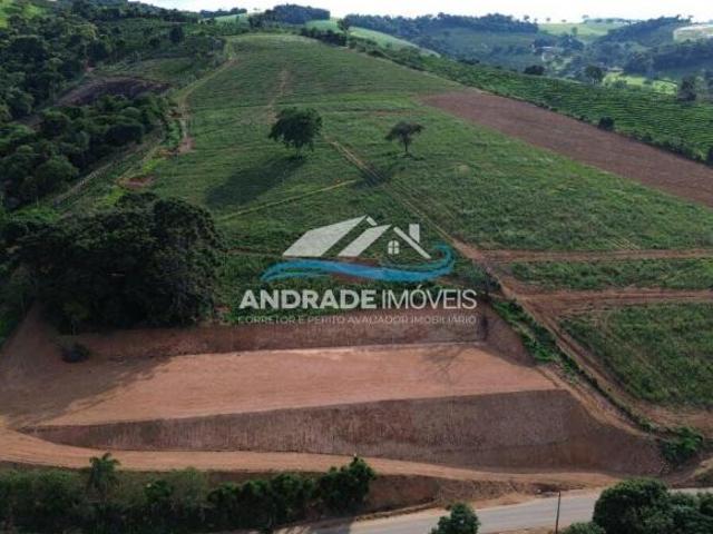 Área rural de 20.000 m2 frente asfalto em Campestrinho Divinolândia SP