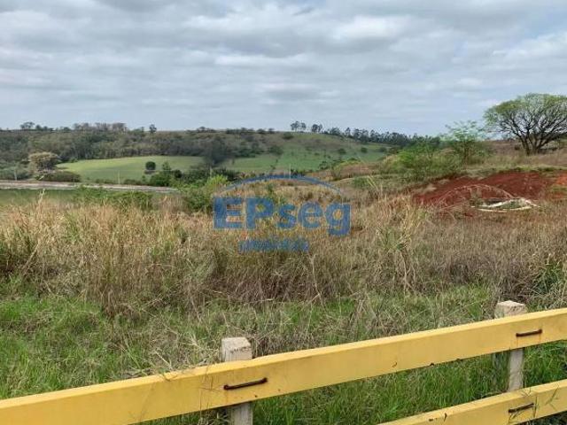 Área 25.800 m² pouco mais de 1 na alqueire beira da Rodovia PR 862 cruzamento com PR 090 Contorno No