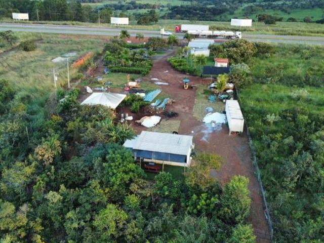 ÁREA 20.000M2 BR 060 COMERCIAL