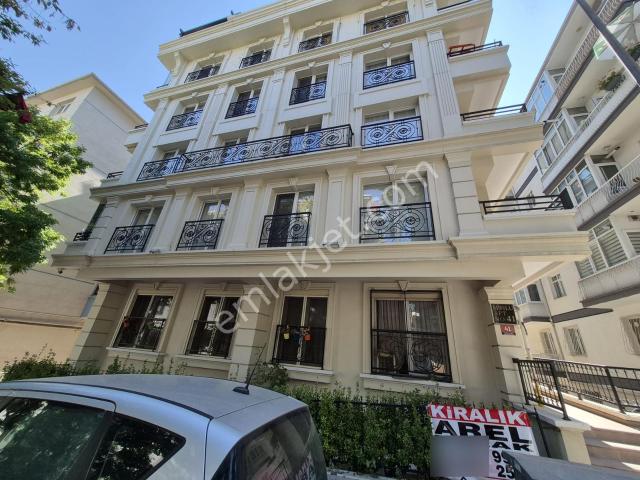 Arel'den Özveren'de Yeni Bina Bahçe Kat. Kombili Asansörlü 1+1