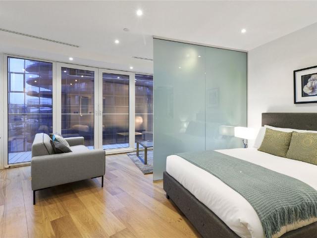 Arena Tower, Crossharbour Plaza E14, Studio to rent, £2,145 pcm | PrimeLocation