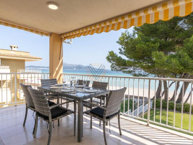 Arena, Apartamento frente a la playa con acceso di