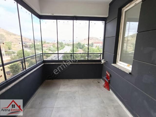 Arena Emlak Tan 3+1 Ana Cadde Üstü Hesaplı Daire