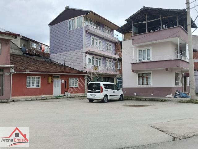Arena Emlaktan 3 Katlı Hesaplı Müstakil Ev