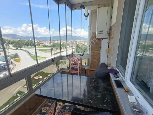 Arena Emlak'tan Asansörlü 4. Kat Önü Açık Daire