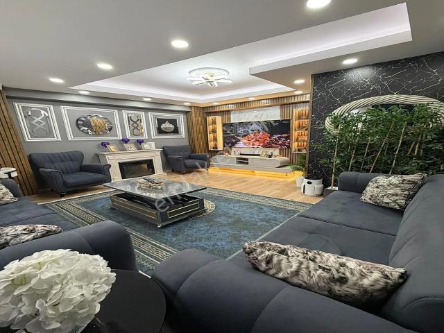 Arena'dan Modern Dekorasyonlu Ferah Ve Masrafsız Daire