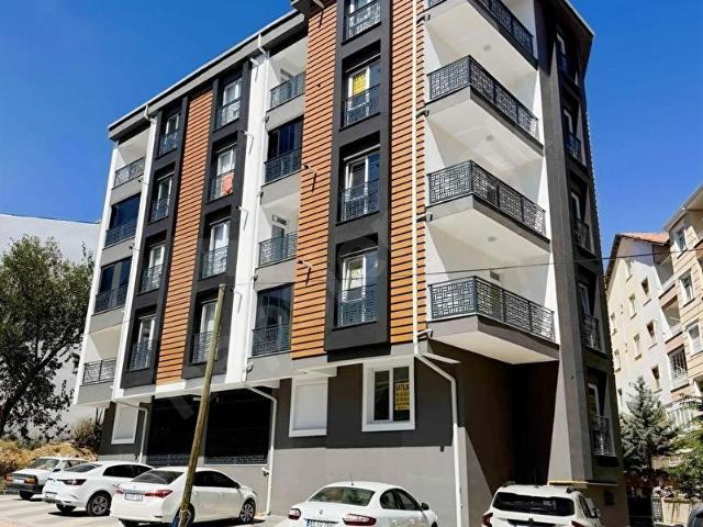 ARENADAN STADYUM CİVARI APART DAİRE