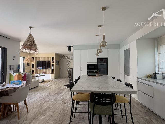 ARES, maison contemporaine de plain pied 4 chambres, studio