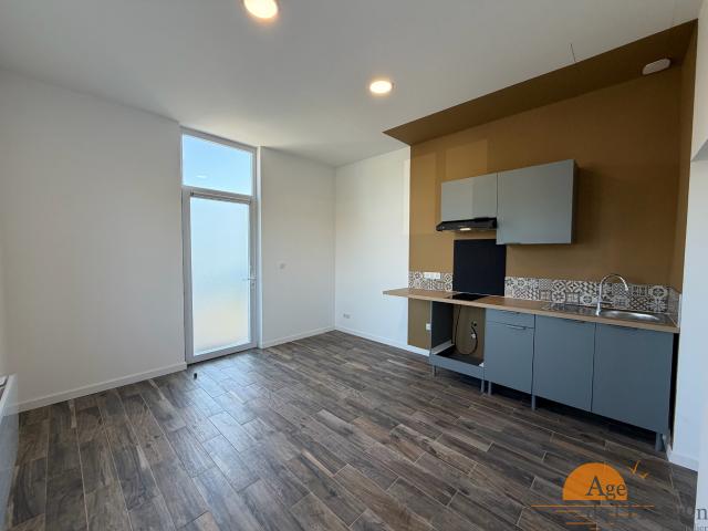 ARES APPARTEMENT T2 REFAIT A NEUF