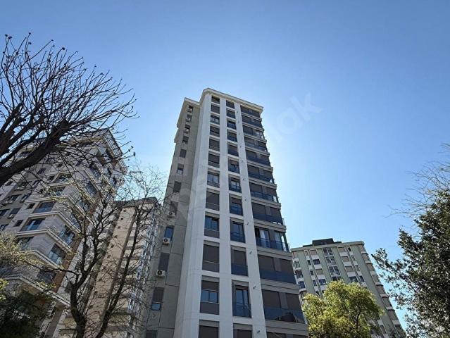 ARES'TEN CADDEBOSTAN SAHİLDE FERAH YENİ 2+1